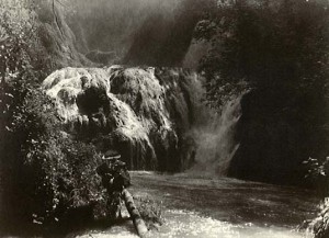Tivoli. Villa Gregoriana. La cascata dell'Aniene