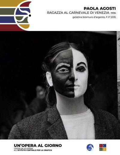 Paola Agosti Ragazza al carnevale di Venezia, 1996 gelatina bromuro d’argento Inv.: F-P 5335
